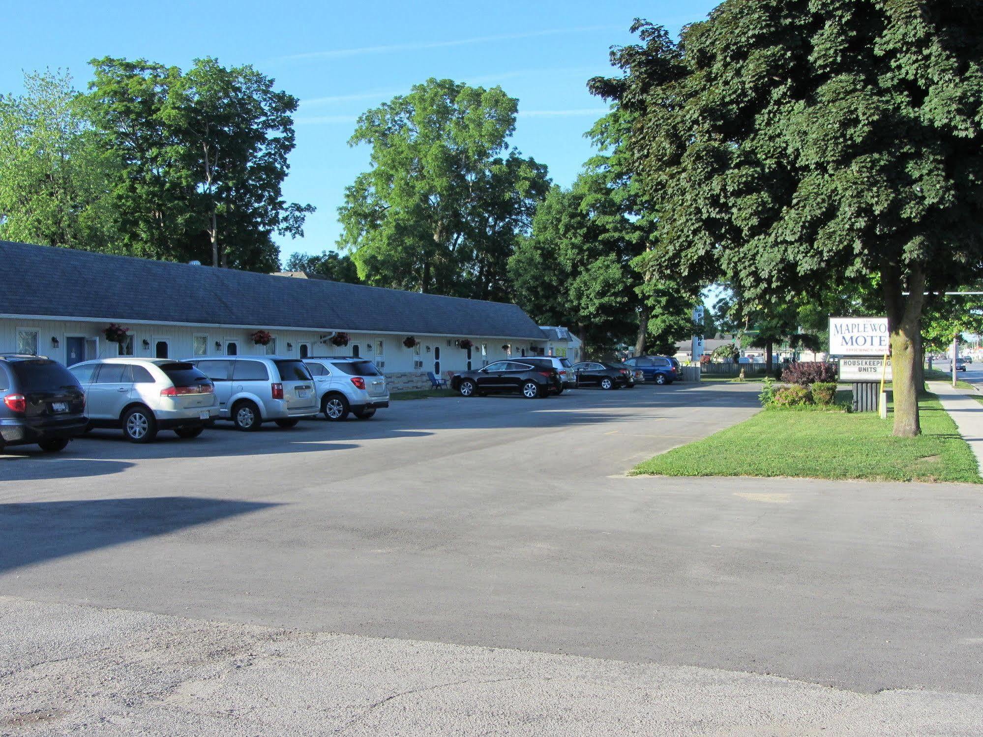 The Maplewood Motel Port Elgin Exteriör bild